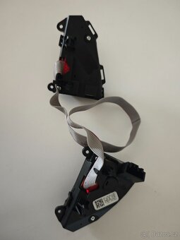 Multifunkční tlačítka na volant O3 - 4