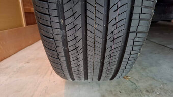Prodám nové pneu NEXEN 245/45 R20 - 4