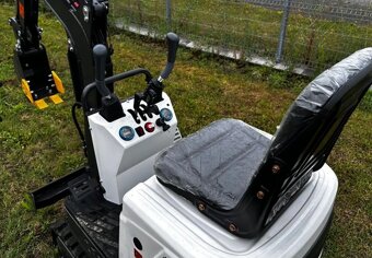 minibagr, bagr do budov, pásový bagr, rypadlo - 4