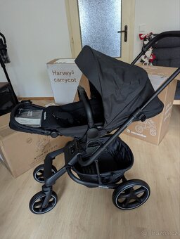 EasyWalker kočárek a Cybex autosedačka se základnou - 4