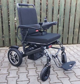 Skládací elektrický invalidní vozík. - 4