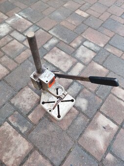 Stojan na vrtačku - 4