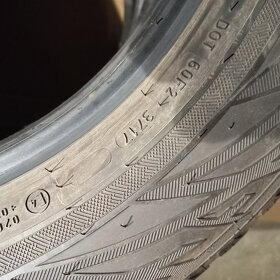 Pneu M+S 225/60 R17 Nokian - 4
