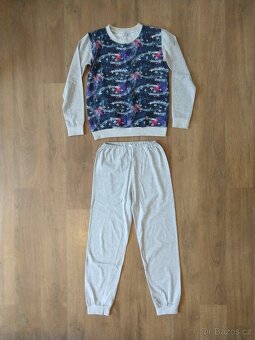 Dívčí pyžamka vel. 140 - 4