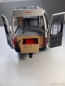 Bruder- dodávka - 4