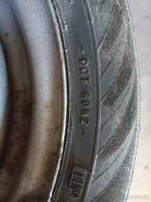 Nokian 185/60/R14 wr d3 - 4