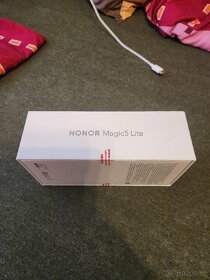 HONOR Magic5 Lite 5G 8GB/256GB zelená

Nový nerozbaleny - 4