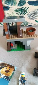 Lego City 60173 Zatčení v horách - 4