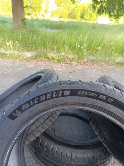 Letní pneu Michelin Pilot Sport 5 ; 225/45 ZR 17 - 4
