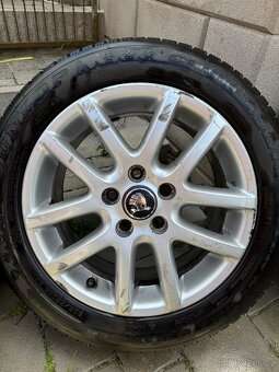 Zimní sada kol R16 205/55 94V 7J X 16 ET 45 - 4