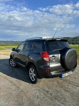 Toyota rav4 - 4