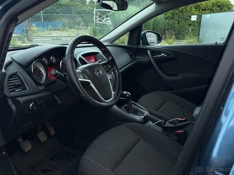 Opel Astra j - 4