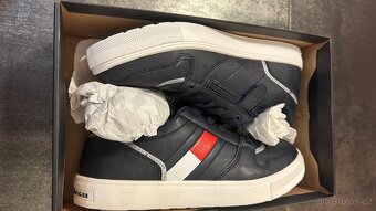 Pánské tenisky Tommy Hilfiger vel. 41 - 4