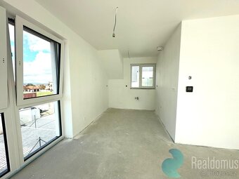 Prodej, byt 4+kk, 99 m², balkón 20,65 m², 2 parkovací stání, - 4