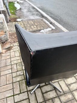 Koženkové křeslo Siesta 2 otočné ušák - 4