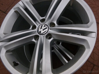Alu sada disky originál VW 5x112 8Jx18 ET30  5N0601025AK - 4