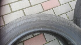 Dunlop 235/55 R19 DOT09 - 4