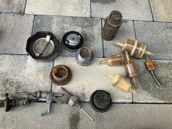 víčka a kohouty - 4