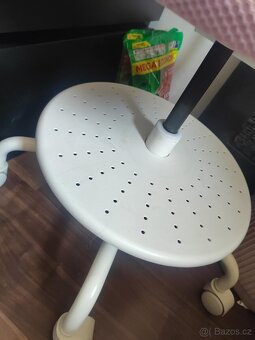 Dětská židle IKEA VILMUND - 4