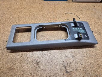 Range Rover L322 2002-2005 ovládací panel redukce - 4