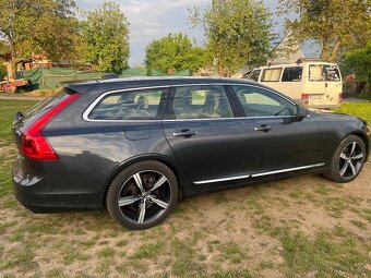 Volvo V90 D4 Inscription AWD | Panorama, PilotAssist - 4