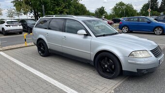 Volkswagen Passat 2,5 TDI V6 120 KW 6 kvalt - 4