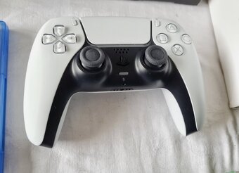 Playstation 5 - 4