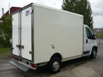 FIAT DUCATO 2.3 JTD CHLADÁK ZÁSUVKA - 4