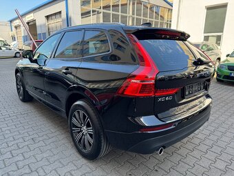 Volvo XC60 2.0 AWD 140kW Geartronic Panorama Kamera Tažné - 4