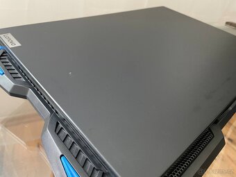 LENOVO ThinkPad P15v Gen 1 (workstation) - 4