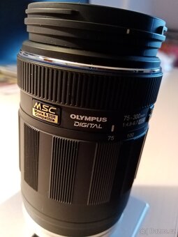Olympus M.ZUIKO DIGITAL ED 75-300mm 1:4.8-6.7 - 4