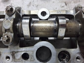 Vačkový hřídel BMW 3.0 N57 11318509121 - 4