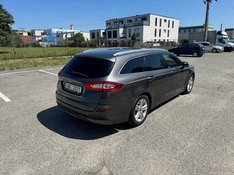 Ford Mondeo Kombi 2.0 TDCi 110kW TITANIUM serviska - 4