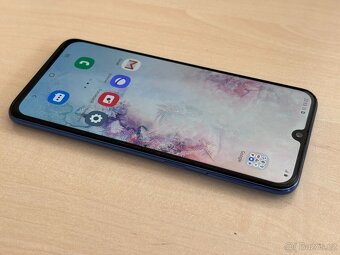 Samsung A40 4/64gb blue - 4