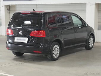 Volkswagen Touran 1.6 TDi ,  77 kW nafta, 2012 - 4