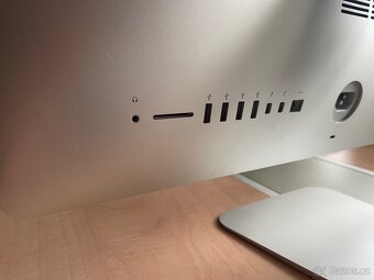 Apple iMac 21,5" Mid-2014 (A1418) - 4