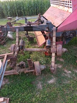 Díly na traktorový vlek 5 tun - 4