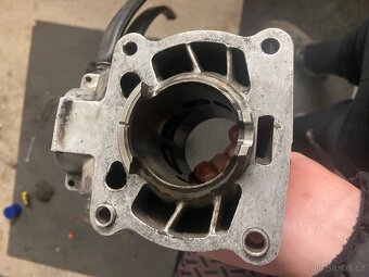 Válec s pístem na husqvarna sm 125 - 4