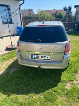 Opel Astra - 4