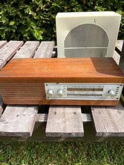 Retro rádia Tesla - 4