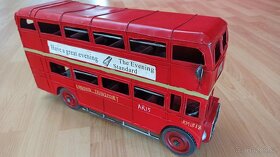 Kovový patrový retroautobus Londýn - 4