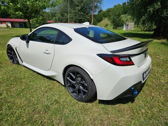 Toyota GR86 - 4