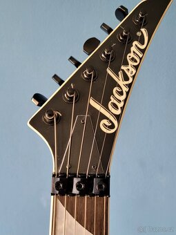 Jackson JS Series Dinky Arch Top JS32 DKA Satin Black - 4