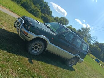 Nissan Terrano - 4