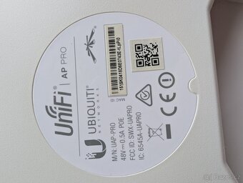 Ubiquiti Unifi AP Pro 450Mbps - 4