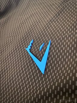 Gymshark Onyx V5 - 4
