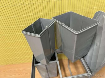 Vestavný třídicí koš na odpad – nový, kompletní - 4