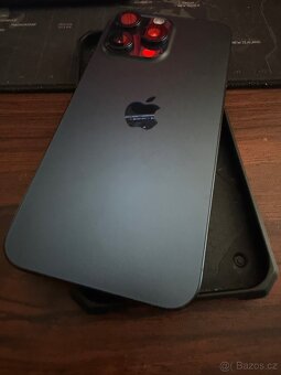 iPhone 15 Pro Max 256GB modrý titan - 4