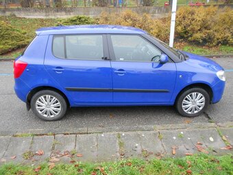 Škoda Fabiai 1.4 16V 63 kw moc hezká garážovaná. - 4