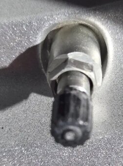 16"ZIMNÍ OBUT ALU KOLA 5x114.3 SUZUKI VITARA+ČIDLA - 4